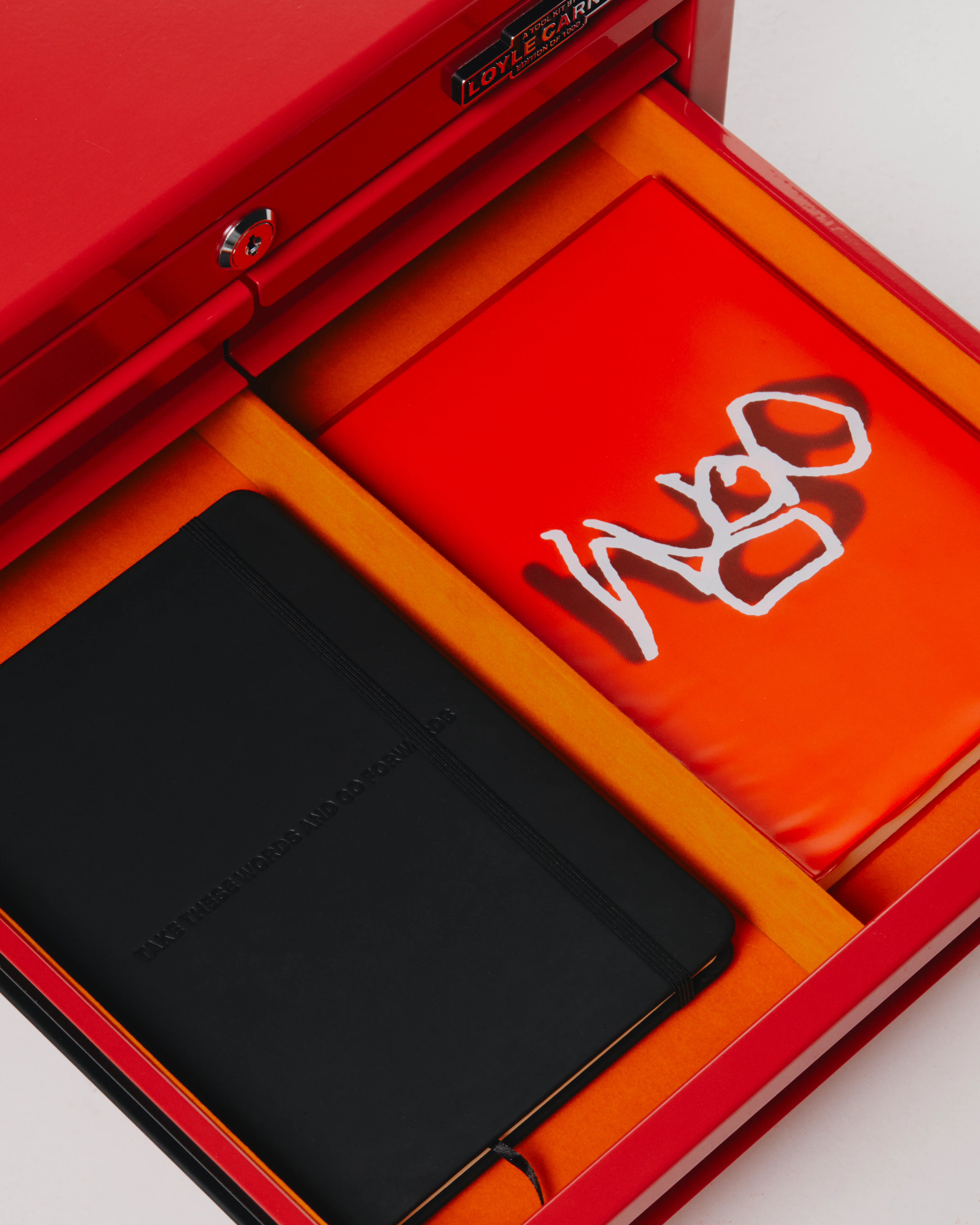 hugo: Limited Edition Box Set - Image 12